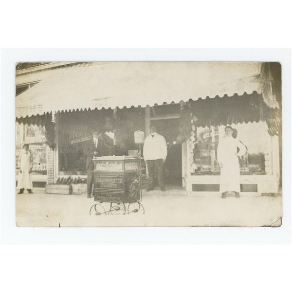 Fresh Roasted Peanut Vendor Cart RPPC Postcard