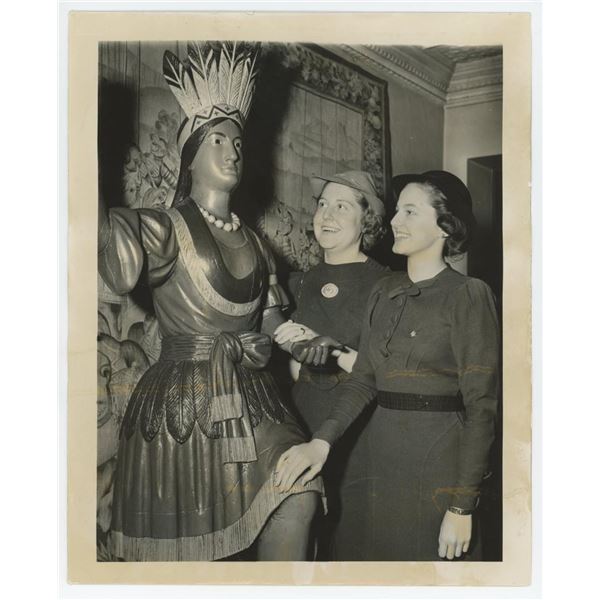 Detroit Michigan Cigar Store Indian Photo