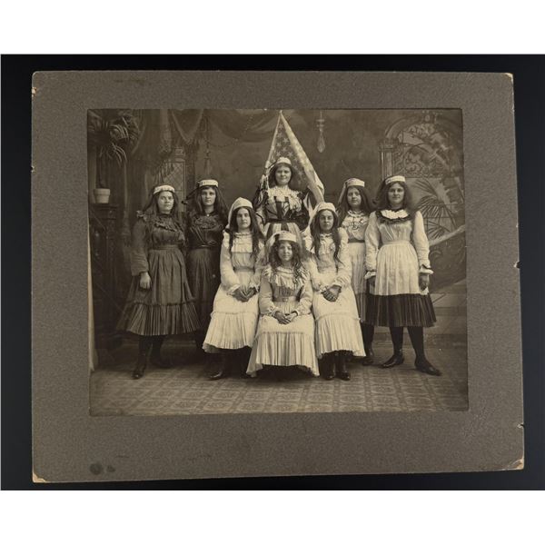 Chicago Illinois Patriotic Women Cabinet Photo