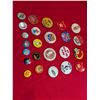 Image 1 : 24 Vintage Pushback Pins