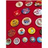 Image 3 : 24 Vintage Pushback Pins