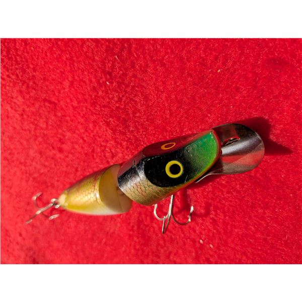 vintage Creek Chub Jointed Pikie fishing lure.