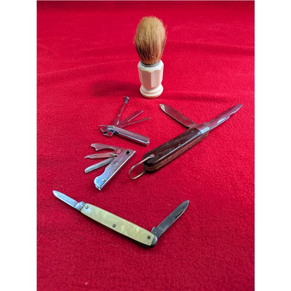 VINTAGE Knives & Personal items