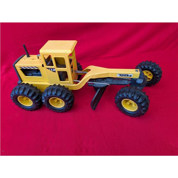 VINTAGE TONKA ROAD GRADER