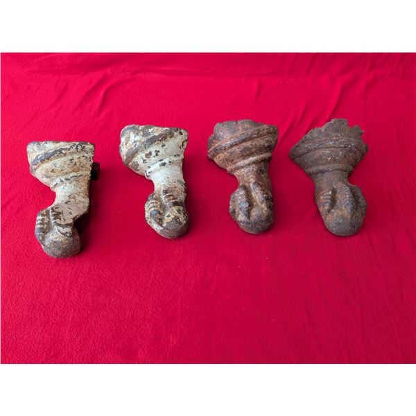 ANTIQUE BATH TUB FEET