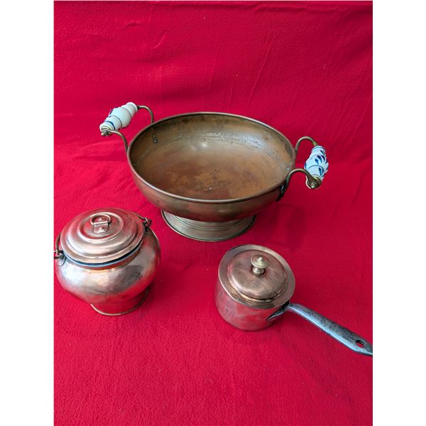 VINTAGE COPPER POTS