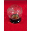 Image 2 : THE BLUE JAYS & GLASS BALL COIN BANK