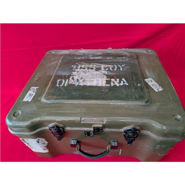 VINTAGE MILITARY BOX