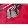 Image 2 : VINTAGE GOLF Clubs & Bag