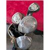Image 4 : VINTAGE GOLF Clubs & Bag