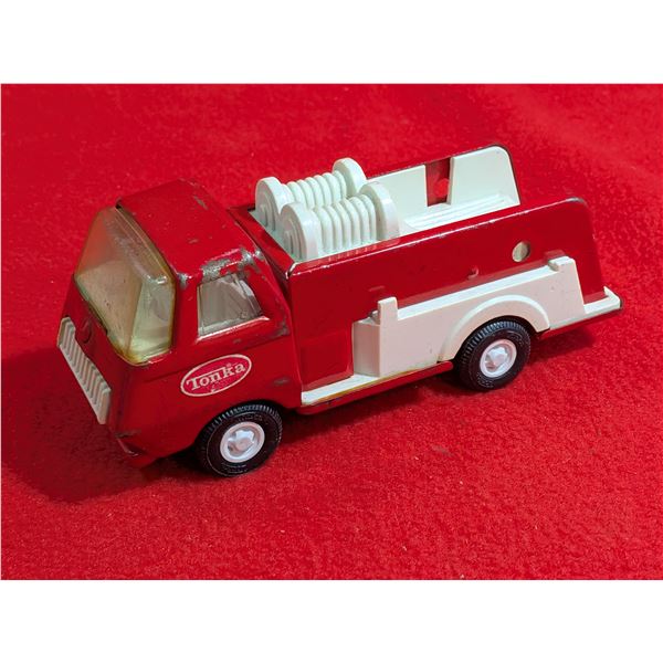 VINTAGE TONKA PUMPER FIRE TRUCK