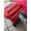 Image 3 : WEBER ROLLING WASTE BIN