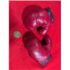 Image 11 : VINTAGE PATCHES, BABY BOXING GLOVES & MT ROBSON Belt Buckle