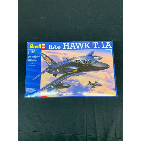 Revell BAe HAWK T.1A 1/32 Scale #04849 Model Kit NEW