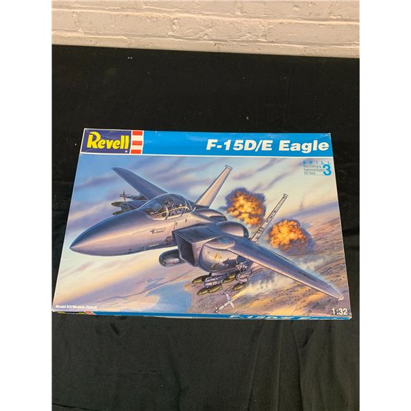 Revell F-15D/E Eagle 1/32 Scale Model Kit #4755