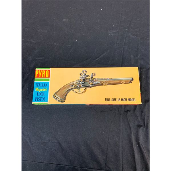 PYRO Italian Miquelet Lock 15" Model Kit