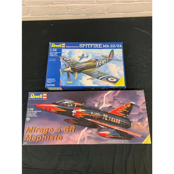 Lot of 2 Revell 1/32 Scale Model Kits #4753 and #04704