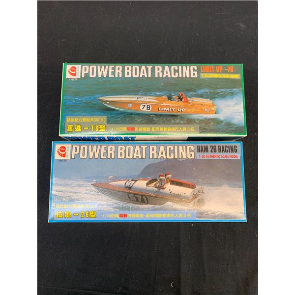 Lot of 2 1/30 Scale Japanese Model Kits Galaxy Fujian Toys #YH216 and #YH226