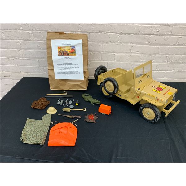 GI Joe Desert Patrol Adventure Playset Vehicle w Accessories