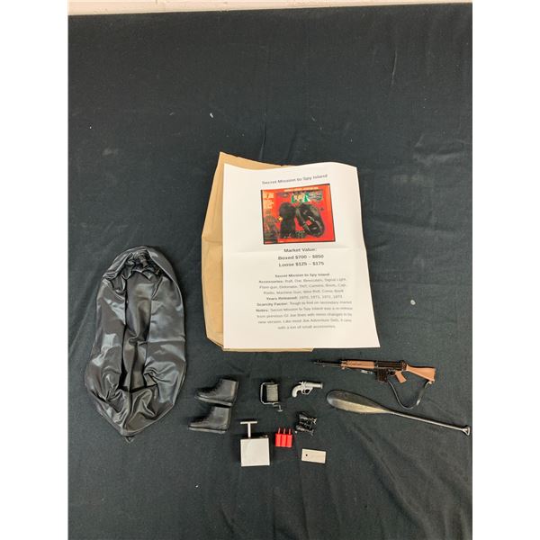 Secret Mission to Spy Island GI Joe Accessory Pack Vintage Doll Accessories