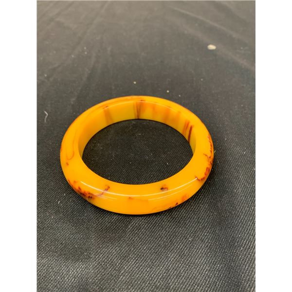 Vintage Bakelite Bangle Bracelet