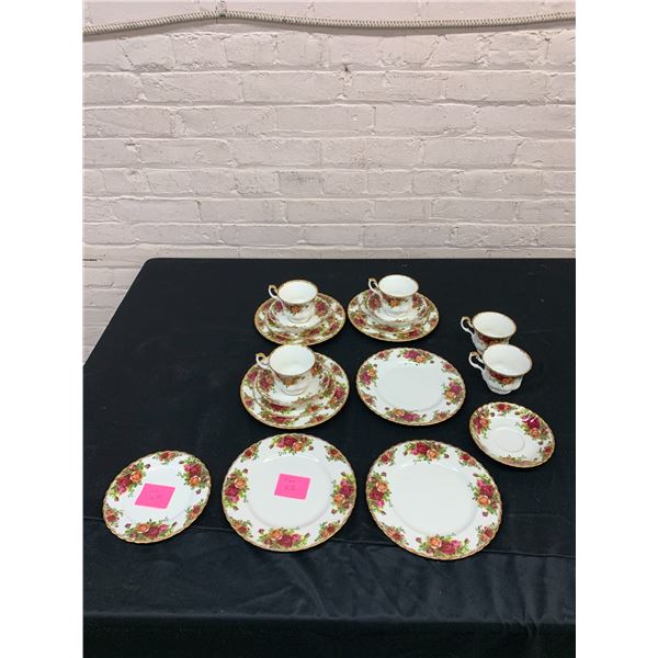 Royal Albert Old Country Roses 19pcs (3 Trios, 5 Extra Plates, 2 Extra Cups) Fine Bone China England