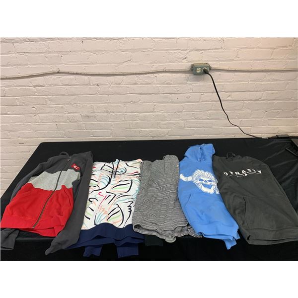 Lot of 5 Mens Hoodies / Sweaters