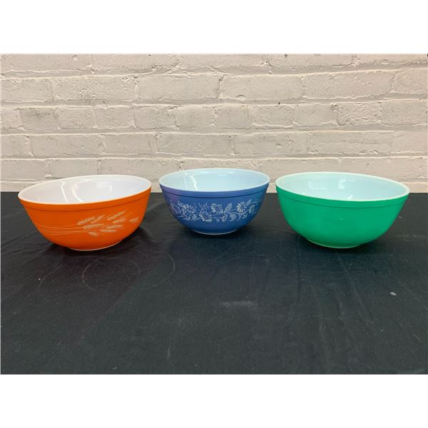 Lot of 3 Pyrex #403 Mixing Bowls Different Patterns