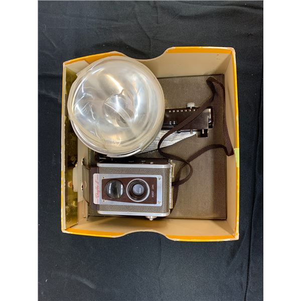 Kodak Duaflex IV Flash Outfit Dual Lens Waist Level Viewfinder Film Camera
