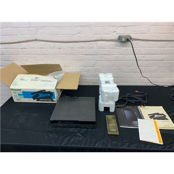 Zenith Hifi 4 Head Stereo VCR Complete w Remote & Box #VRJ424HF