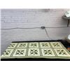 Image 2 : Early 1900s Compass Pattern Quilt 64" x 82"