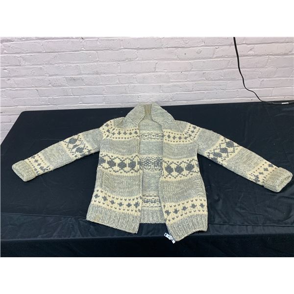 Vintage Knit Cowichan Grey and White Zip-up Sweater