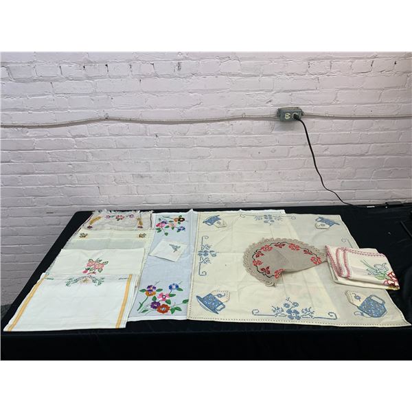 Lot of Assorted Vintage Tablecloths, Embroidered, Place Mats