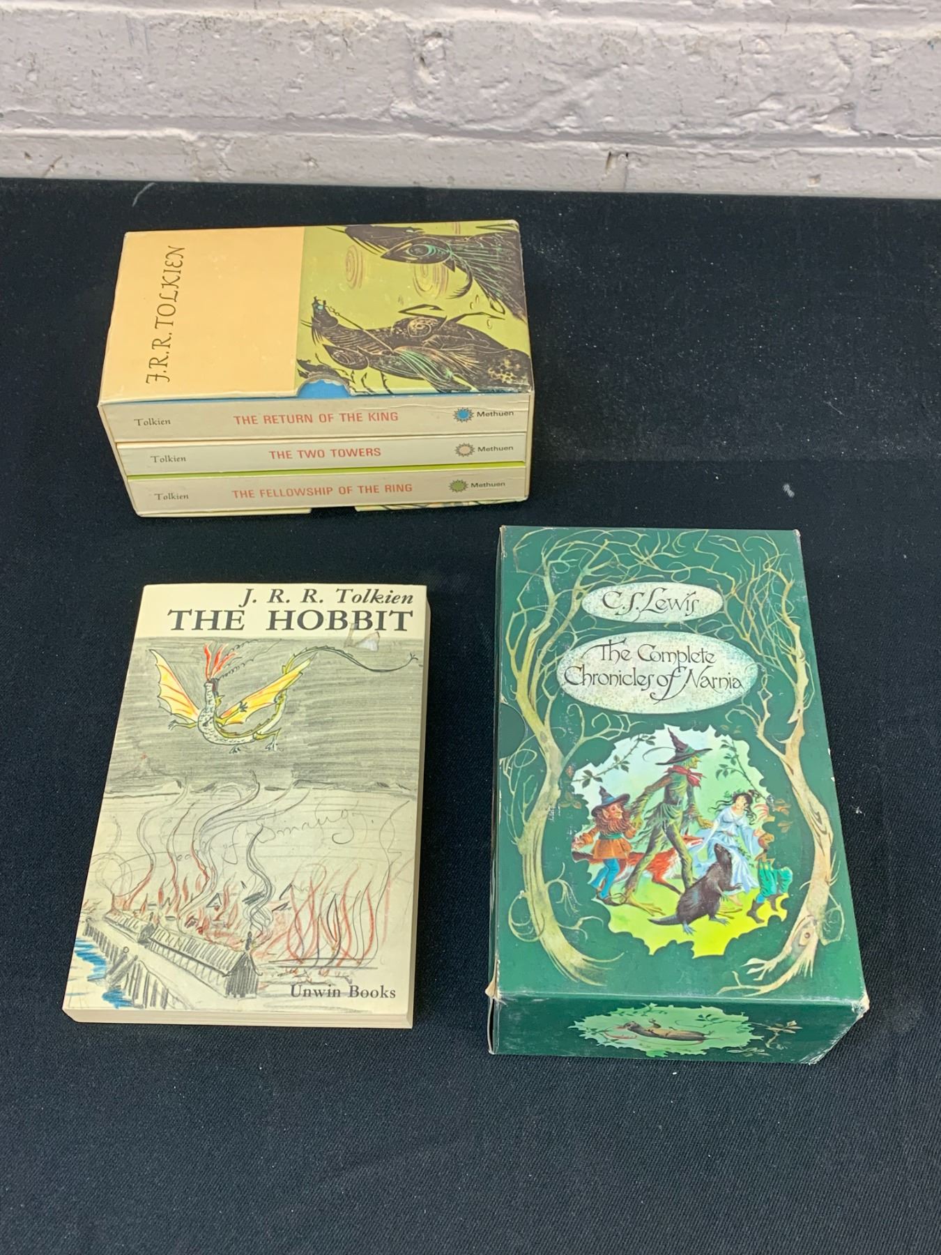 J. R. R. Tolkien The Hobbit, Lord of the Rings Trilogy Books Box Set ...