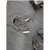 Image 7 : Nikon Coolpix5400 Camera & Accessories with Roots Camera Bag