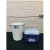 Image 1 : Wastebasket and Cooler