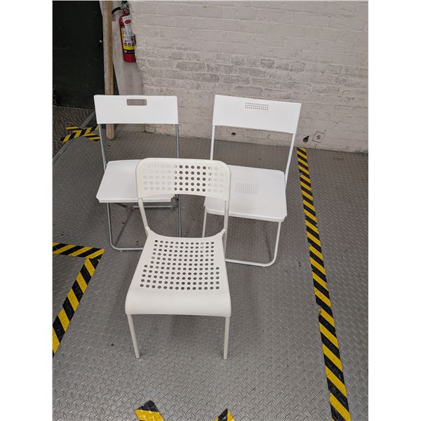 Lot of 3 White Plastic Chairs Ikea 2 Fold 1 Doesn't