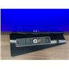 Image 2 : 40" Flatscreen TV Hisense w Remote