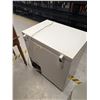 Image 7 : Kenmore Chest Freezer