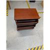 Image 5 : Modern End Table with Magazine Rack 3 Drawers