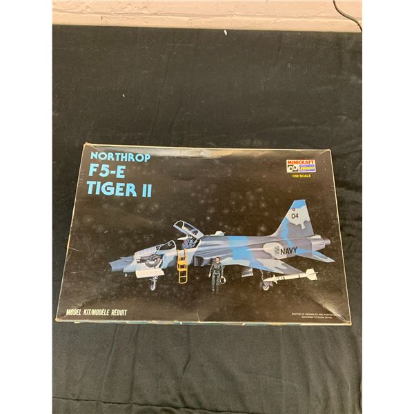 Norhrop F5-E TIGER II Hasegawa Minicraft Model Kit 1/32 Scale #1148