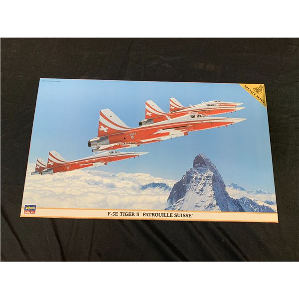 Hasegawa F-5E Tiger II #08117 1/32 Scale Model Kit