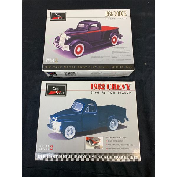 Lot of 2 Spec Cast Model Kits 1/25 Scale #23090 and #72090