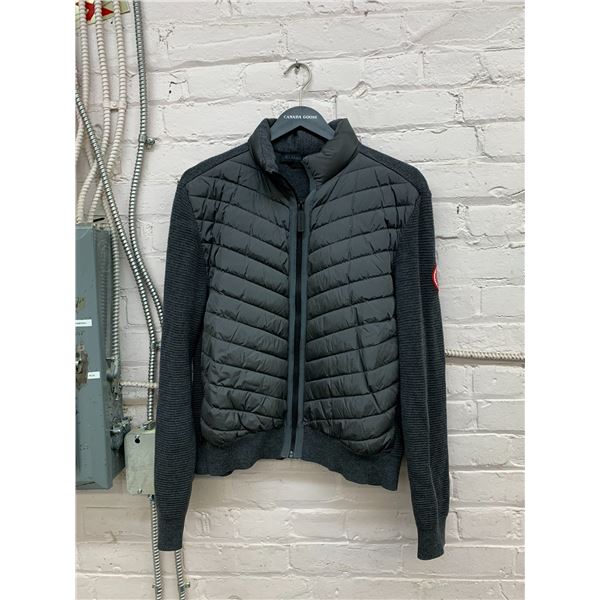 Canada Goose Size XL Puffer Vest Jacket w Sleeves, Dark Grey
