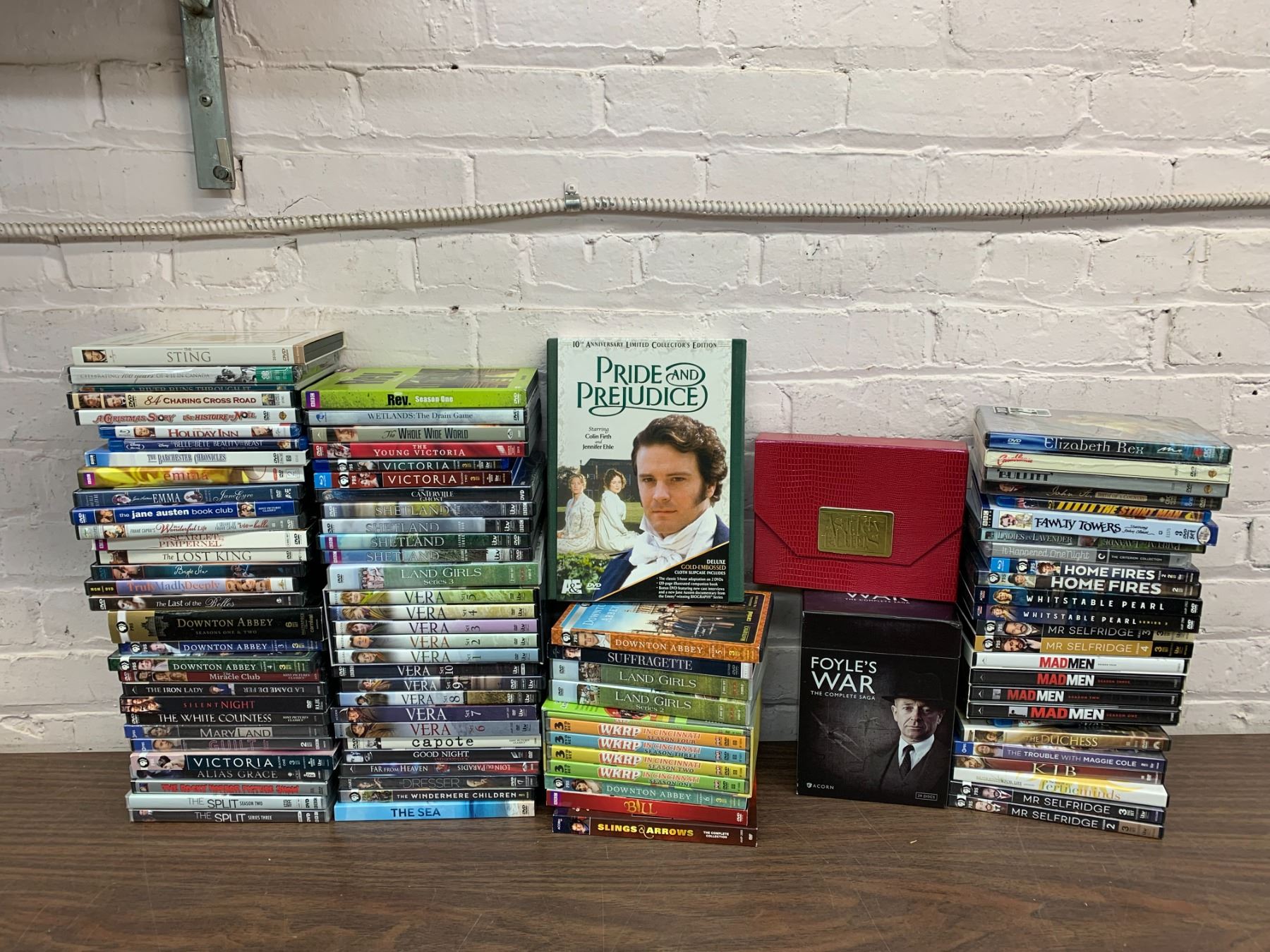 British Box Set Actor LARGE Lot of Mostly British Television Box Sets Shetland, VERA ...