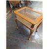 Image 4 : Curio Glass Top End Table Display Cabinet