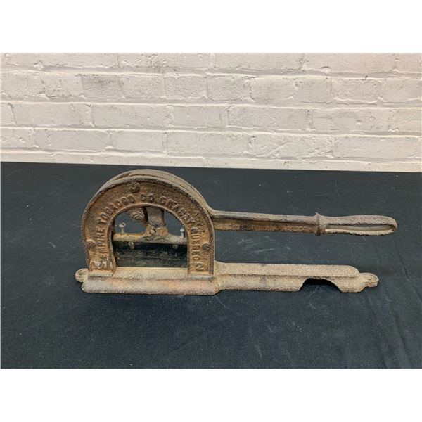 Vintage Empire Tobacco Co Granby Quebec Cutter