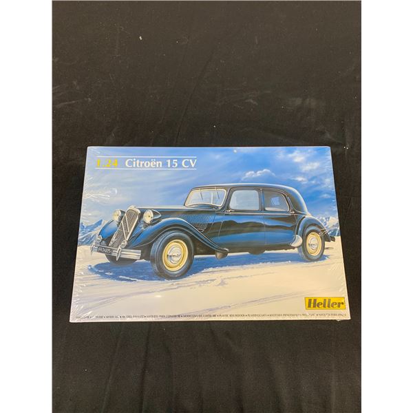Heller 1/24 Scale Citroen 15CV Model Kit #80763 SEALED