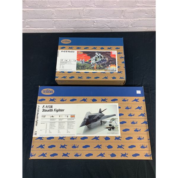 Lot of 2 Testors Model Kits 1/32 Scale Stealth Fighter and H-43B Huskie