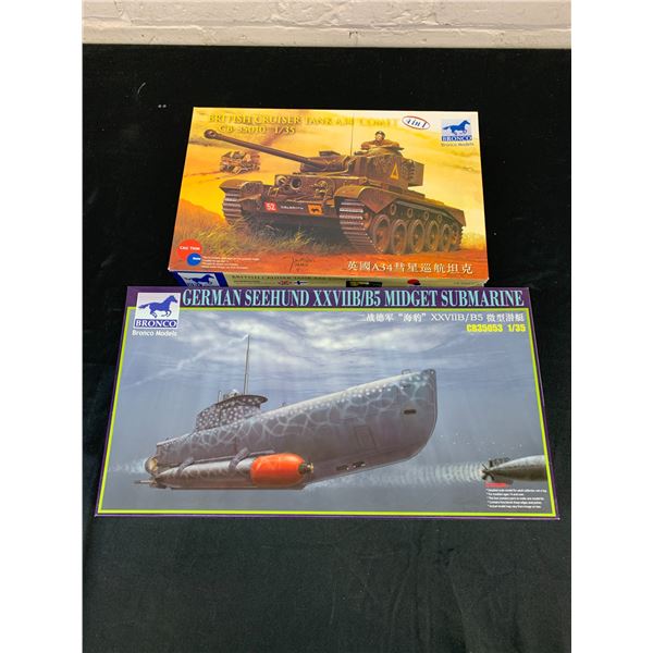 Lot of 2 1/35 Scale BRONCO Model Kits #CB35053 and #35010 Model Kits
